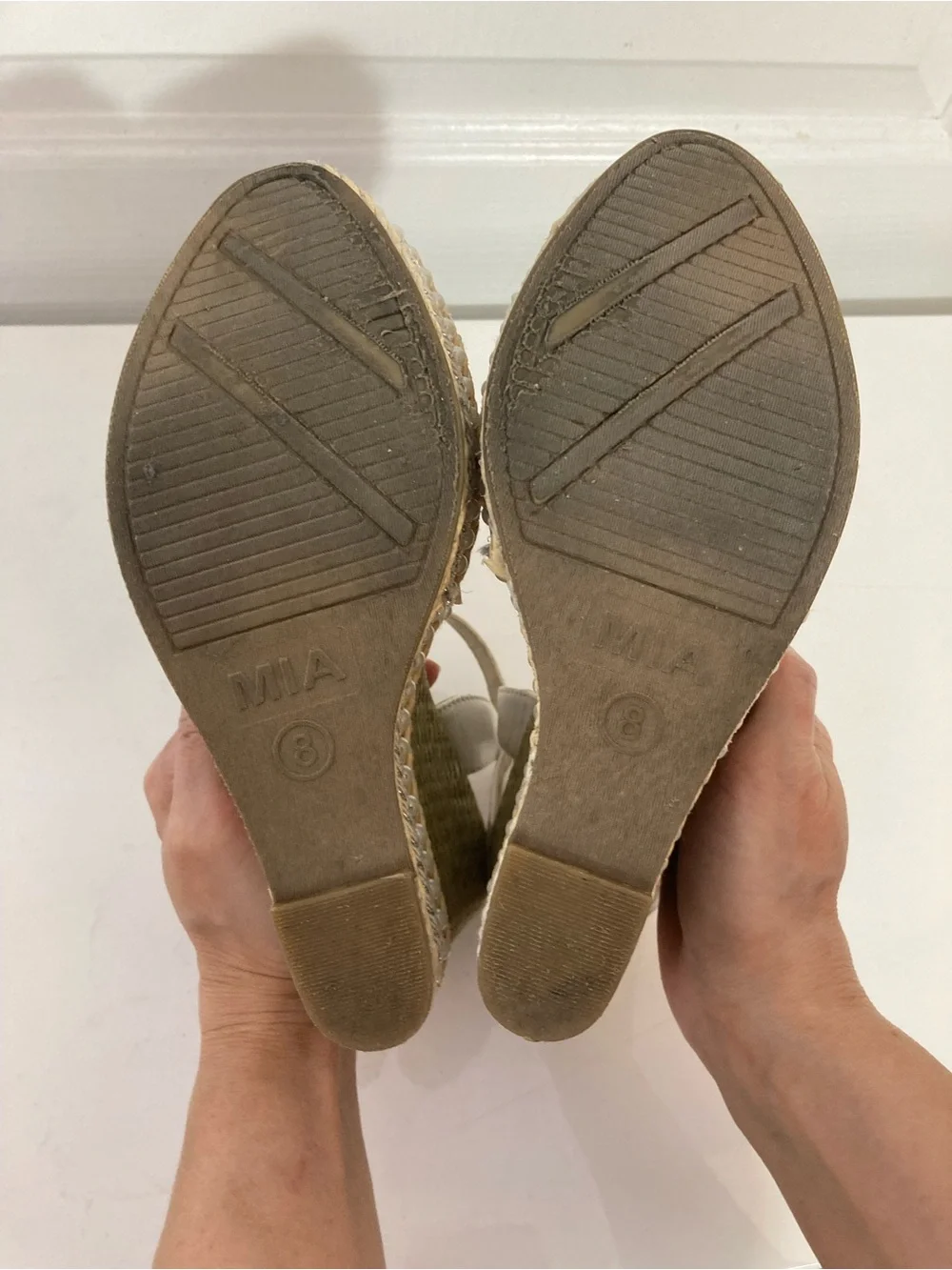 MIA Espadrilles Women 8 Strappy Wedge Pearls Sequins Cream Sandals